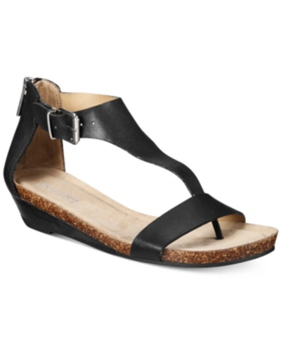 Kenneth Cole Reaction Great Gal  Womens T-strap Wedge Sandals In Black