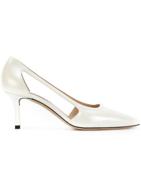 side cut out pumps