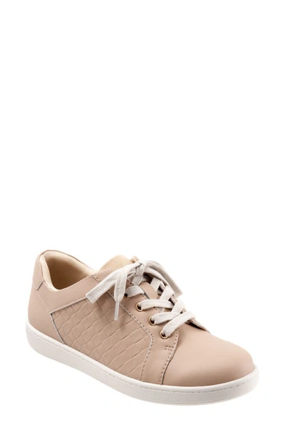 Trotters Women's Adore Sneaker Women's Shoes In Ivory