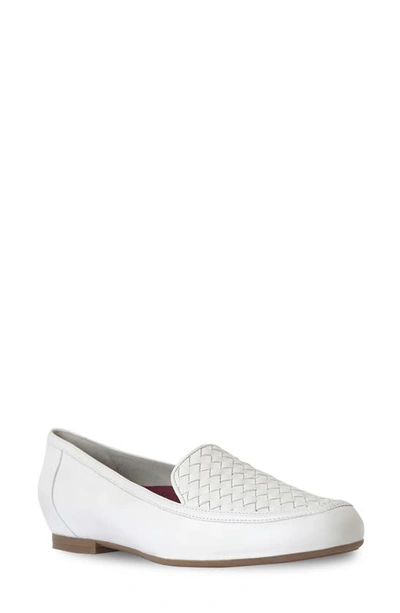 Munro Karter Loafer In White Leather