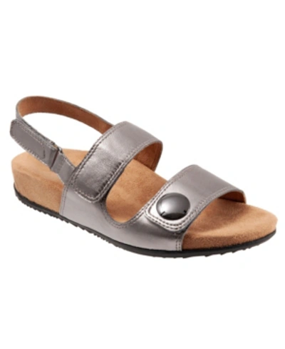 Softwalk Beatrice Sandal In Silver
