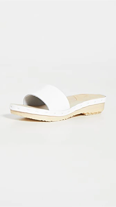 No.6 Outline Sandals On Flat Base In White