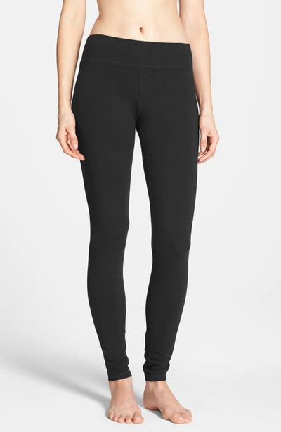 Hue Ultra Wide Waistband Leggings In Black