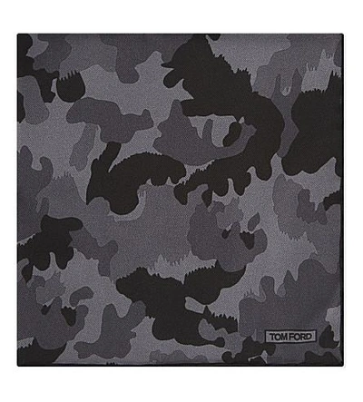 Tom Ford Camouflage Print Silk Pocket Square In Grey