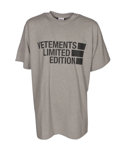 Vetements Logo T-shirt In Gray In Grey