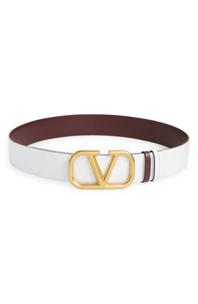 Valentino Garavani Garavani Vlogo Buckle Reversible Leather Belt In Bianco Ottico/ Rubin
