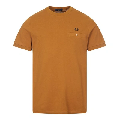 Fred Perry T-shirt Pocket Detail - Dark Caramel In Brown