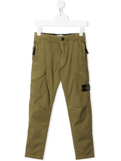 Stone Island Junior Teen Logo Patch Cargo Trousers In V0154 - Military Gre