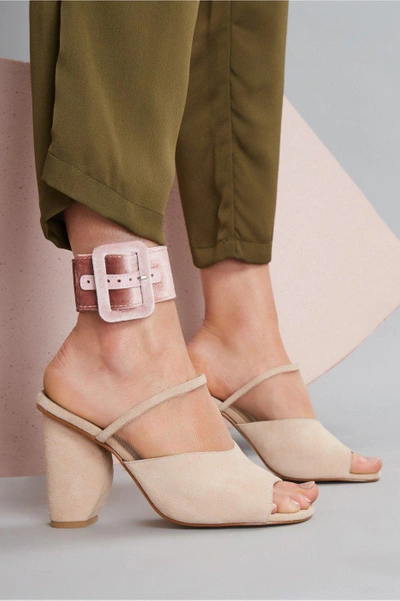 Jaggar Polar Mesh Moon Heel In Nude