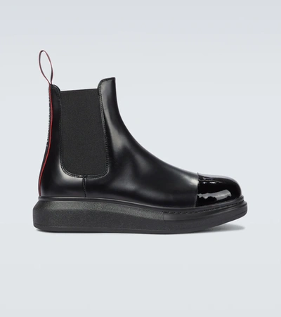 Alexander Mcqueen Hybrid Exaggerated-sole Leather Chelsea Boots In Black