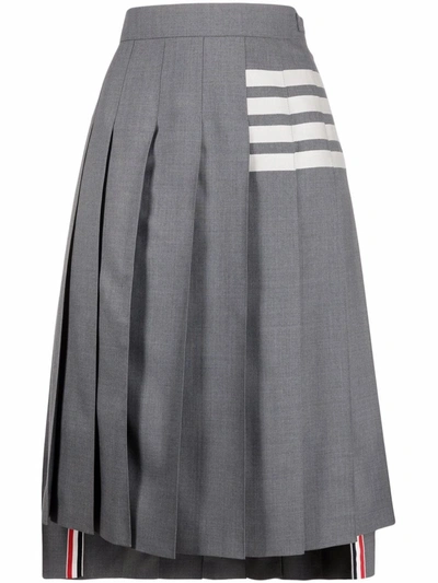 Thom Browne Women Below Knee Dropped Back Pleated Skirt In Engineered 4 Bar Plain Weave Suiting In Grey