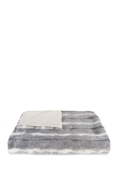 Luxe Dayton Multi Faux Fur Throw In Grey/white/black