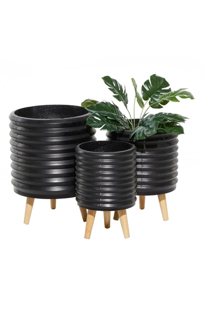 Willow Row Cosmoliving By Cosmopolitan Planter In Black