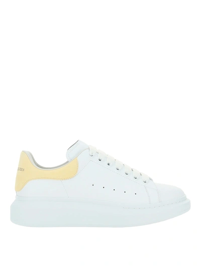 Alexander Mcqueen Men's Oversized Suede Heel Detail Sneakers In Shell/yellow