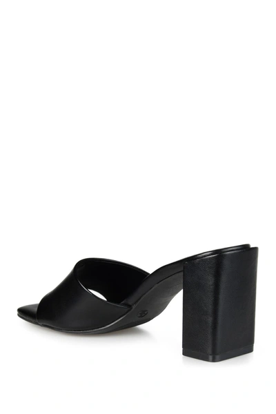 Journee Collection Journee Alisia Block Heel Sandal In Black