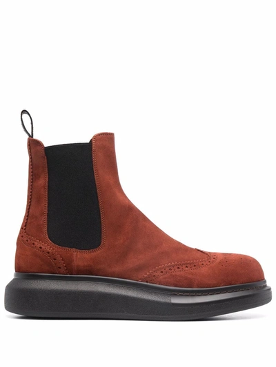 Alexander Mcqueen Hybrid Suede Chelsea Boots In Braun