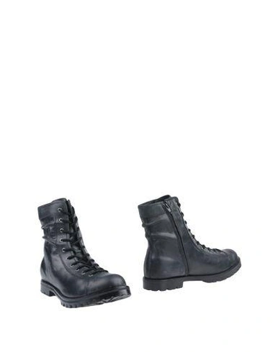 Yohji Yamamoto Boots In Black