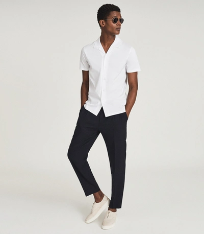 Reiss Caspa Mercerized Cotton Cuban Collar Regular Fit Short Sleeve Button Down Shirt In White