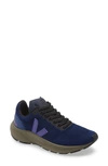 Veja Marlin Running Sneaker In Black