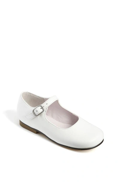 Nina Kids' 'bonnett' Mary Jane In White Leather