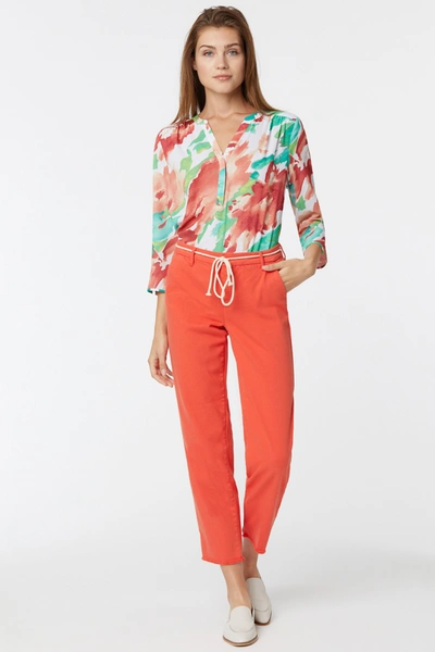 Nydj Relaxed Trouser Pants In Stretch Twill In Orange Poppy