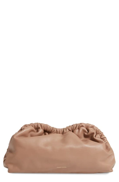 Mansur Gavriel Cloud Lambskin Clutch In Biscotto