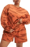 Good American Boyfriend Pullover Sweatshirt In Cinnamon Tie Dye002
