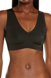 True & Co. True Body Lift Full V-neck Bralette In Black