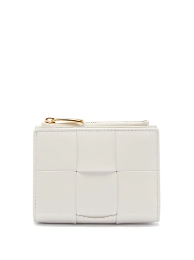 Bottega Veneta Cassette Intrecciato-leather Bi-fold Wallet In White