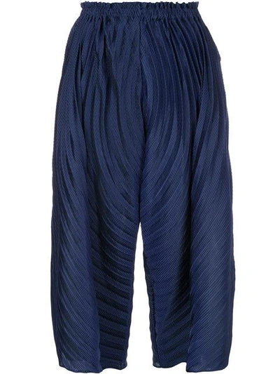 Issey Miyake Cropped Flared Trousers