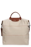 Longchamp Le Pliage Expandable Travel Duffel Nylon Weekender In Paper/gold