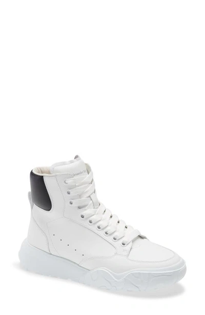 Alexander Mcqueen Oversize High Top Sneaker In White Black