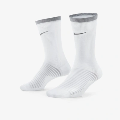 Nike Spark Lightweight Running Crew Socks In White/reflectve Silver
