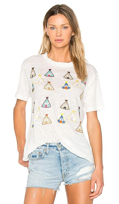 Banner Day Teepee Village Tee In White. In Bone