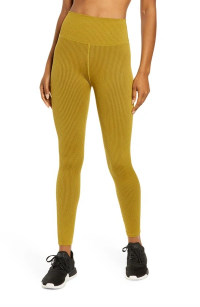 Good American Seamless Chunky Rib Leggings In Golden Olive001