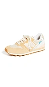 New Balance 996 Classic Sneakers In Maple Sugar,cloud Pink