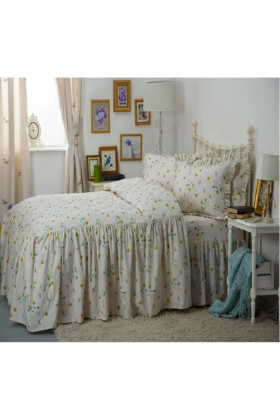 Belledorm Bluebell Meadow Fitted Bedspread (ivory) (queen) (uk In White