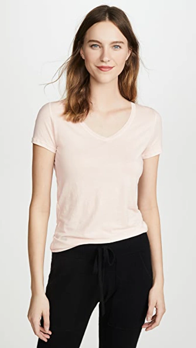 Skin Easy V-neck Tee In White