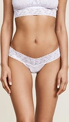 Hanky Panky Pearl & Bow Signature Low Rise Lace Thong In White