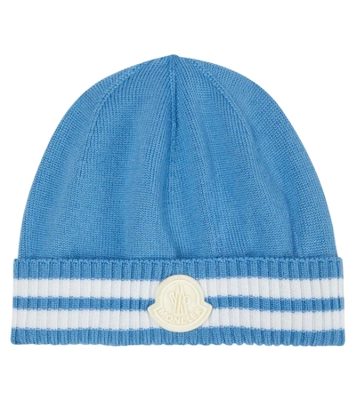 Moncler Babies' Ribbed-trim Logo-patch Beanie In 722 Light Blue