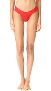 Hanky Panky Signature Lace Low Rise Thong In Sriracha Red