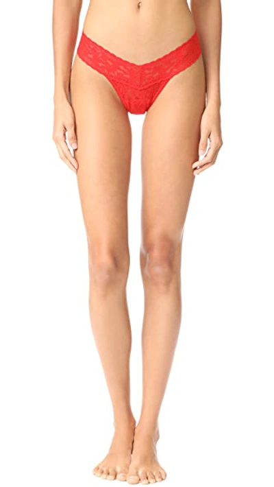 Hanky Panky Signature Lace Low Rise Thong In Sriracha Red