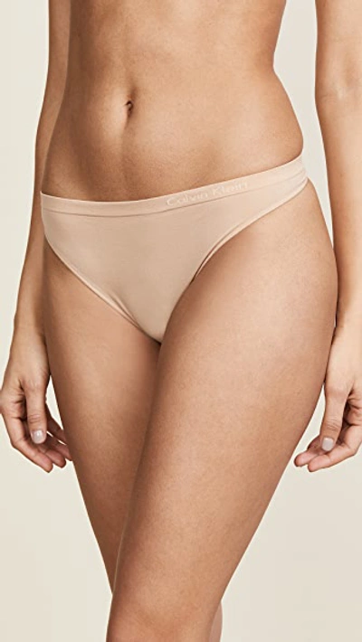 Calvin Klein Underwear Pure Seamless Thong In Bare