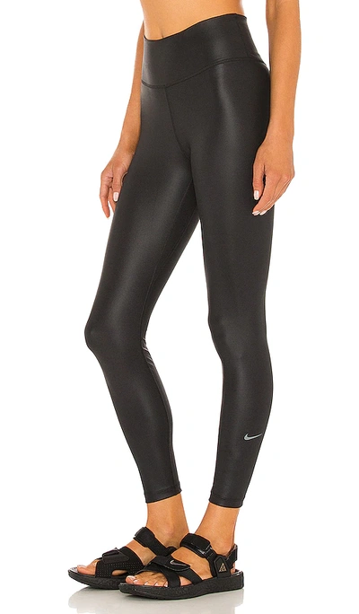 Nike Essentials 7/8 Swoosh Leggings In Black