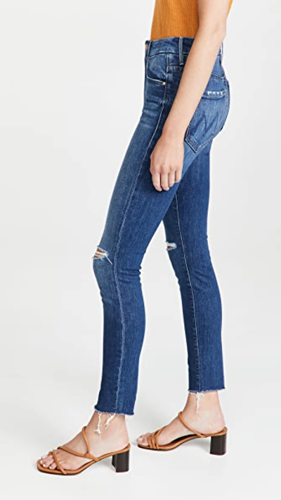 Mother High Waisted Looker Ankle Fray Jeans In Nature Tune Up