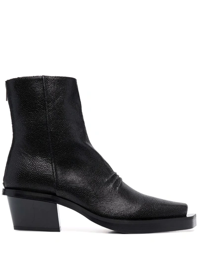Alyx Heeled Leather Boots In Schwarz