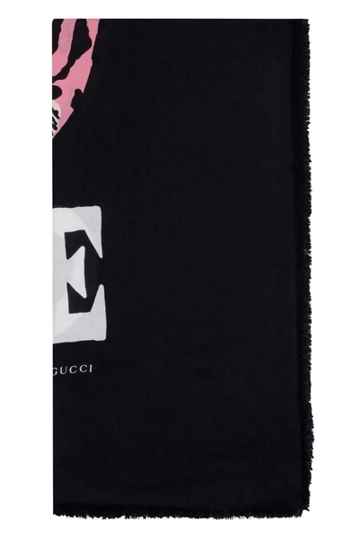 Gucci Tiger Printed Scarf In Black