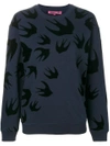 Mcq By Alexander Mcqueen Mcq Alexander Mcqueen Navy Swallow Flock Classic Sweatshirt In Blue