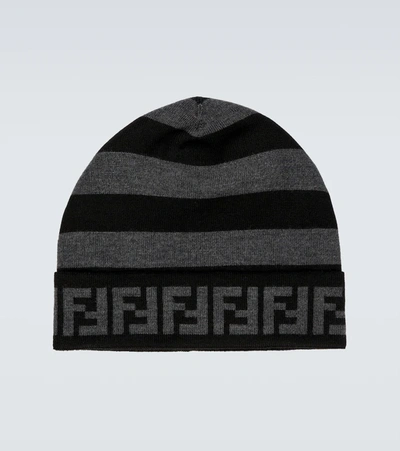 Fendi Ff-motif Pequin-stripe Knitted Beanie In Black