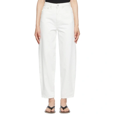 Totême Off-white Barrel Jeans In 110 Off-white